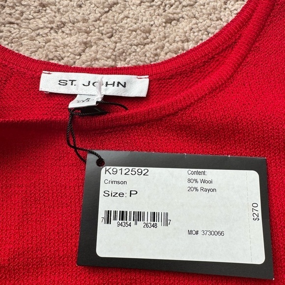 St. John- NWT Red Knit Scoop Neck Tank Top - Picture 4 of 4
